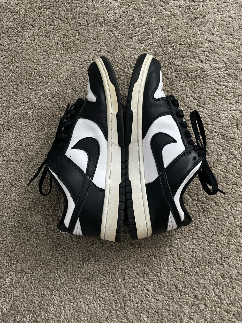 LIGHTLY WORN Authentic Panda Women’s Nike Dunks